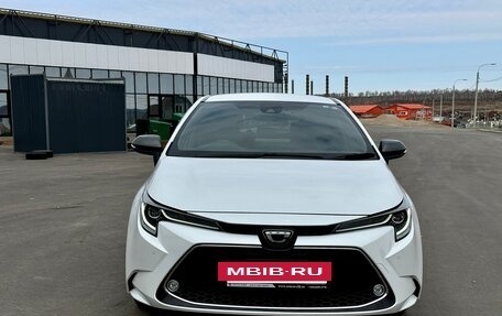Toyota Corolla, 2021 год, 2 100 000 рублей, 3 фотография