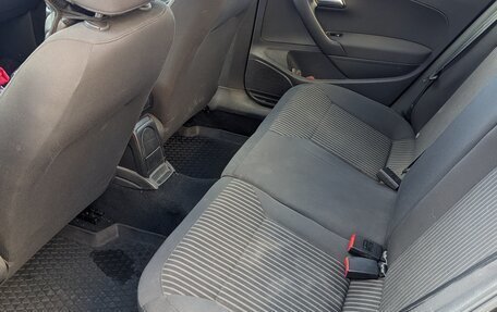 Volkswagen Polo VI (EU Market), 2011 год, 600 000 рублей, 15 фотография