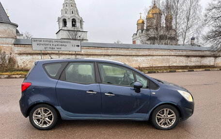 Opel Meriva, 2011 год, 490 000 рублей, 2 фотография