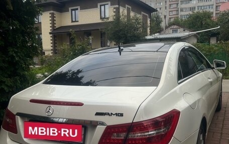 Mercedes-Benz E-Класс, 2010 год, 1 280 000 рублей, 2 фотография