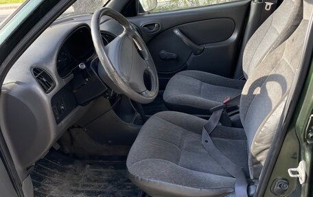 Chevrolet Metro, 2001 год, 150 000 рублей, 5 фотография