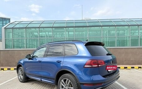 Volkswagen Touareg III, 2018 год, 2 890 000 рублей, 7 фотография