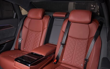 Audi A8, 2025 год, 16 875 000 рублей, 28 фотография