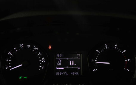 Opel Vivaro, 2020 год, 1 550 000 рублей, 11 фотография