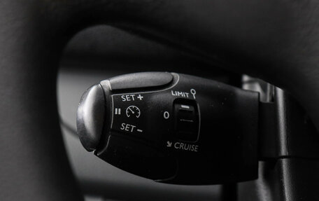 Opel Vivaro, 2020 год, 1 550 000 рублей, 12 фотография