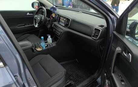 KIA Sportage IV рестайлинг, 2017 год, 2 000 000 рублей, 8 фотография