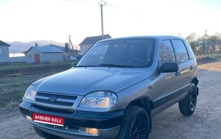 Chevrolet Niva I рестайлинг, 2008 год, 235 000 рублей, 1 фотография