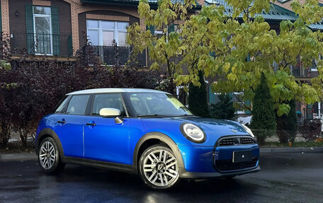 MINI Hatch, 2025 год, 5 500 000 рублей, 2 фотография