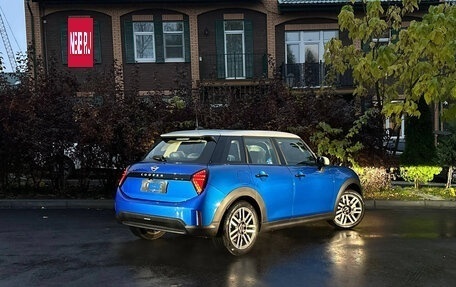 MINI Hatch, 2025 год, 5 500 000 рублей, 5 фотография