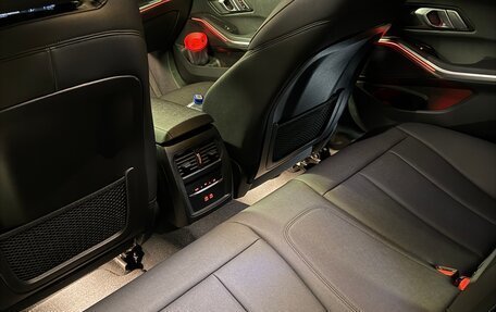 BMW 3 серия, 2021 год, 5 225 000 рублей, 24 фотография