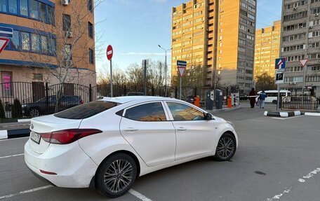 Hyundai Elantra V, 2014 год, 880 000 рублей, 5 фотография