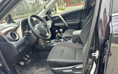 Toyota RAV4, 2015 год, 2 620 000 рублей, 10 фотография