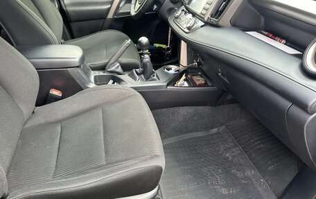 Toyota RAV4, 2015 год, 2 620 000 рублей, 15 фотография