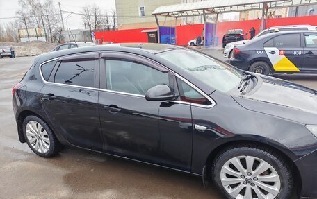 Opel Astra J, 2012 год, 700 000 рублей, 4 фотография