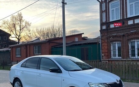Skoda Rapid I, 2018 год, 700 000 рублей, 10 фотография