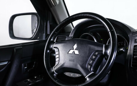 Mitsubishi Pajero IV, 2007 год, 1 390 000 рублей, 13 фотография