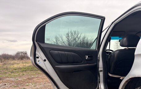 Hyundai Sonata IV рестайлинг, 2005 год, 255 000 рублей, 13 фотография
