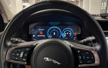 Jaguar XF II, 2020 год, 2 830 000 рублей, 8 фотография