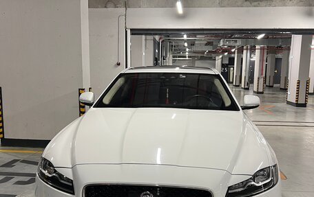 Jaguar XF II, 2020 год, 2 830 000 рублей, 6 фотография
