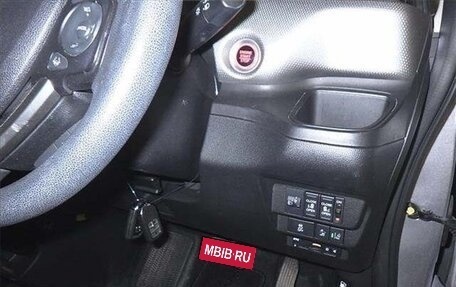 Honda Freed II, 2017 год, 1 455 000 рублей, 4 фотография