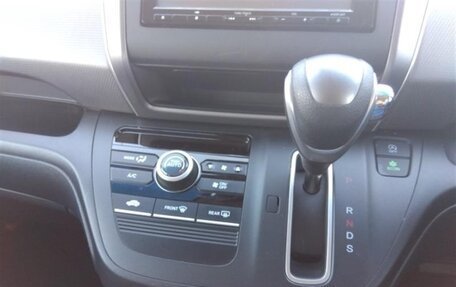 Honda Freed II, 2017 год, 1 455 000 рублей, 13 фотография