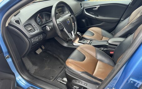 Volvo V40 Cross Country I, 2016 год, 1 799 999 рублей, 15 фотография