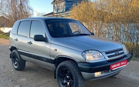Chevrolet Niva I рестайлинг, 2008 год, 235 000 рублей, 3 фотография