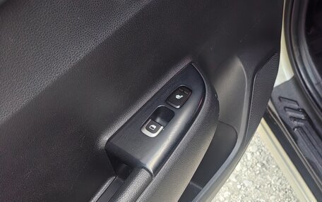 KIA Rio IV, 2017 год, 1 420 000 рублей, 13 фотография