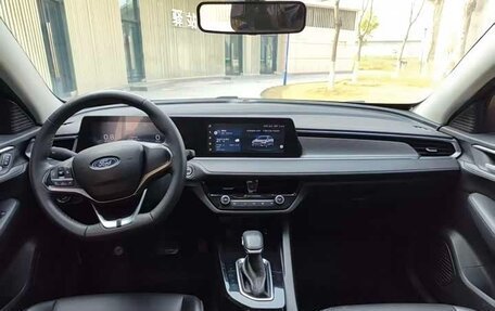 Ford Escort, 2021 год, 1 050 740 рублей, 9 фотография