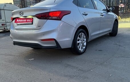 Hyundai Solaris II рестайлинг, 2017 год, 1 150 000 рублей, 1 фотография