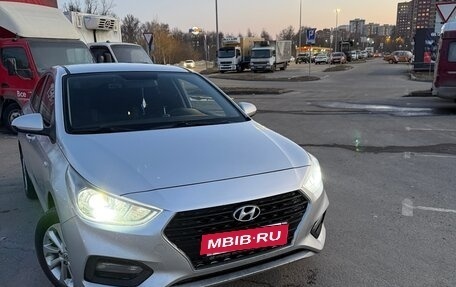 Hyundai Solaris II рестайлинг, 2017 год, 1 150 000 рублей, 8 фотография