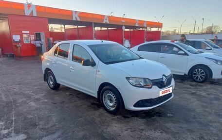 Renault Logan II, 2018 год, 579 000 рублей, 2 фотография