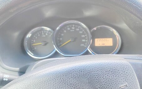 Renault Logan II, 2018 год, 579 000 рублей, 13 фотография