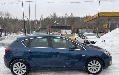 Opel Astra J, 2011 год, 499 999 рублей, 6 фотография