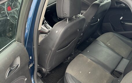 Opel Astra J, 2011 год, 499 999 рублей, 18 фотография