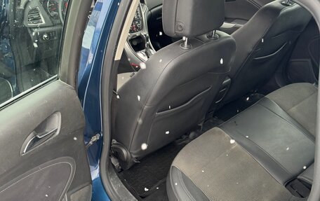 Opel Astra J, 2011 год, 499 999 рублей, 17 фотография