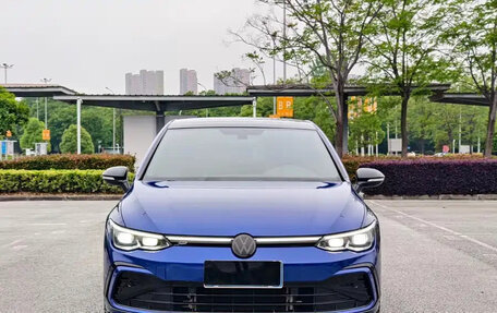Volkswagen Golf VIII, 2023 год, 1 715 013 рублей, 2 фотография