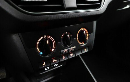 Volkswagen Polo VI (EU Market), 2021 год, 1 635 000 рублей, 15 фотография