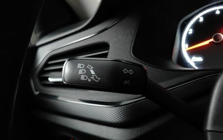 Volkswagen Polo VI (EU Market), 2021 год, 1 635 000 рублей, 22 фотография