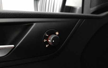 Volkswagen Polo VI (EU Market), 2021 год, 1 635 000 рублей, 19 фотография