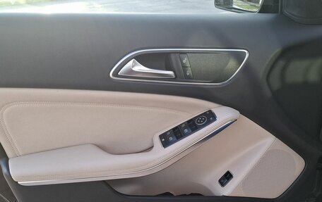 Mercedes-Benz GLA, 2019 год, 2 850 000 рублей, 11 фотография