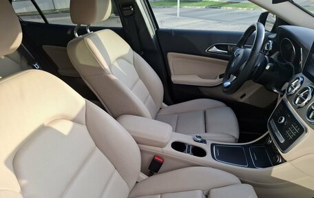 Mercedes-Benz GLA, 2019 год, 2 850 000 рублей, 18 фотография