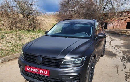 Volkswagen Tiguan II, 2020 год, 3 200 000 рублей, 3 фотография