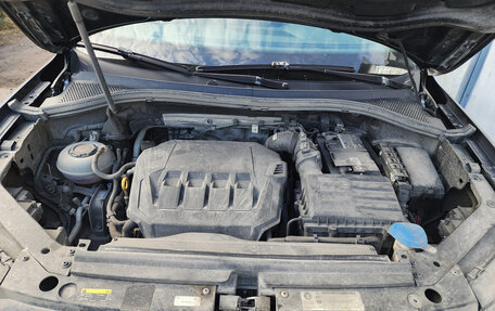 Volkswagen Tiguan II, 2020 год, 3 200 000 рублей, 16 фотография