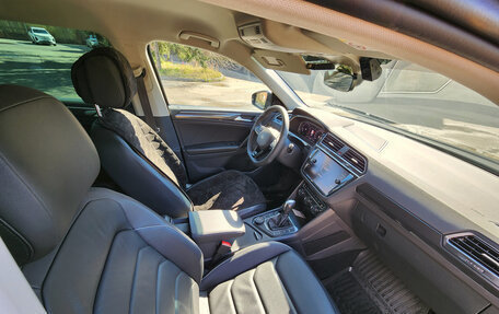 Volkswagen Tiguan II, 2020 год, 3 200 000 рублей, 12 фотография