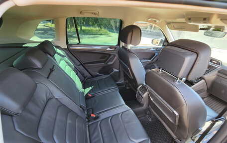 Volkswagen Tiguan II, 2020 год, 3 200 000 рублей, 13 фотография