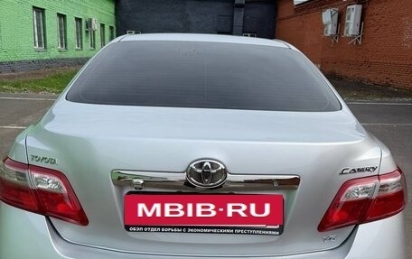 Toyota Camry, 2011 год, 1 000 000 рублей, 4 фотография