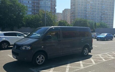Volkswagen Caravelle T5, 2010 год, 1 390 000 рублей, 3 фотография