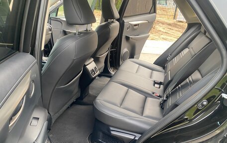 Lexus NX I, 2015 год, 2 350 000 рублей, 14 фотография