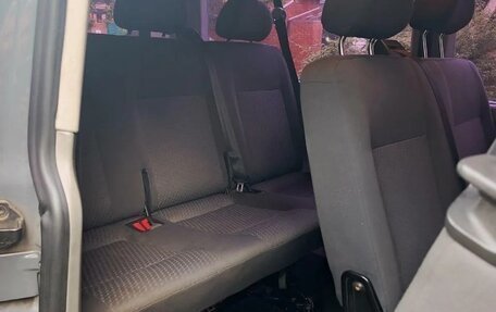 Volkswagen Caravelle T5, 2010 год, 1 390 000 рублей, 6 фотография